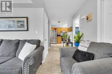 406 Glengarry Avenue Windsor ON N9A 1P9