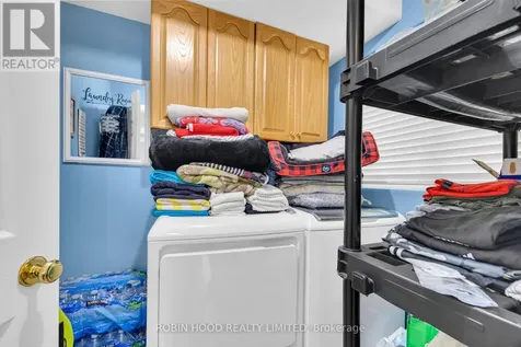 406 Glengarry Avenue Windsor ON N9A 1P9