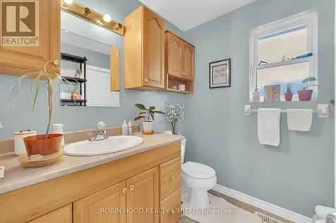 406 Glengarry Avenue Windsor ON N9A 1P9