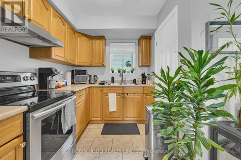 406 Glengarry Avenue Windsor ON N9A 1P9