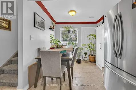 406 Glengarry Avenue Windsor ON N9A 1P9
