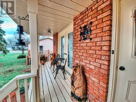 17 Huron Drive Brighton ON K0K 1H0