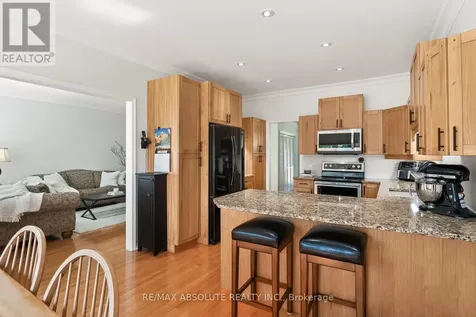 1801 Rocklane Drive Ottawa ON K2W 1B5