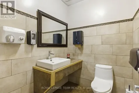 2645 Alta Vista Drive Ottawa ON K1V 1A3