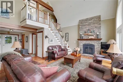 36 Manitouwabing Estates Road Mckellar ON P2A 0B5