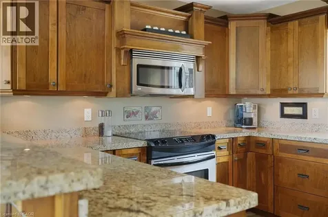 36 Manitouwabing Estates Road Mckellar ON P2A 0B5