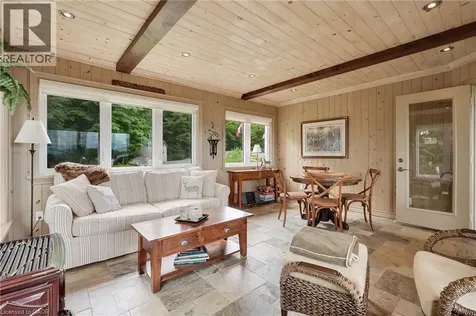 36 Manitouwabing Estates Road Mckellar ON P2A 0B5