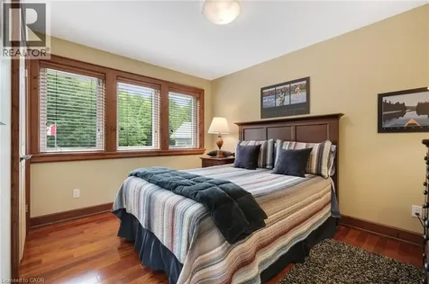 36 Manitouwabing Estates Road Mckellar ON P2A 0B5