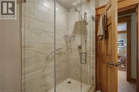 36 Manitouwabing Estates Road Mckellar ON P2A 0B5