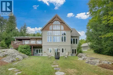 36 Manitouwabing Estates Road Mckellar ON P2A 0B5