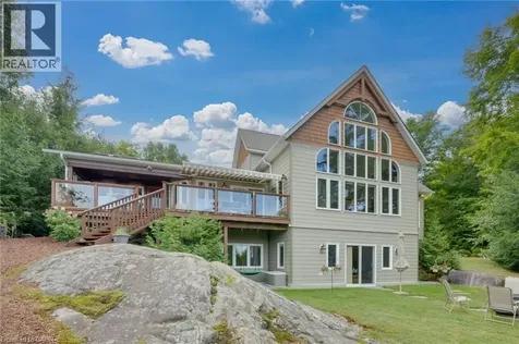 36 Manitouwabing Estates Road Mckellar ON P2A 0B5