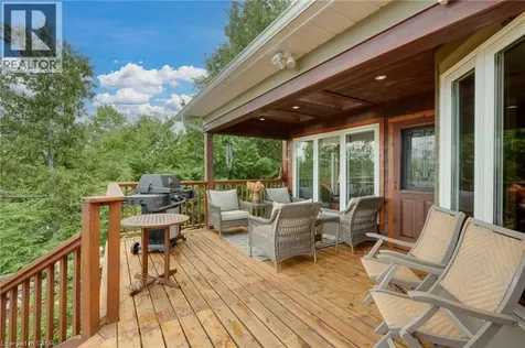 36 Manitouwabing Estates Road Mckellar ON P2A 0B5