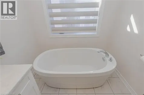172 Beckview Drive Kitchener ON N2R 0S6