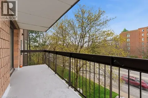 966 Queenston Road Stoney Creek ON L8G 1B7