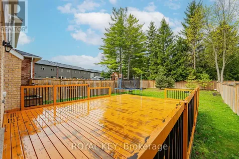 348 Equestrian Way Cambridge ON N3E 0C1