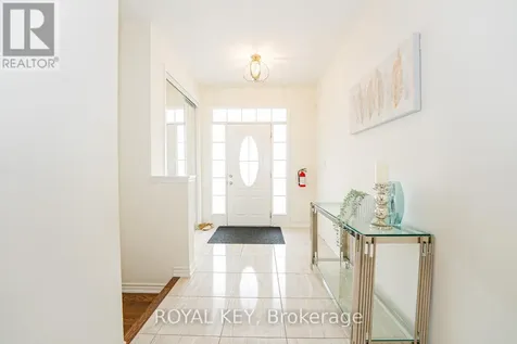 348 Equestrian Way Cambridge ON N3E 0C1
