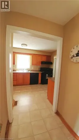 206 Northmanor Crescent Kitchener ON N2N 3C4