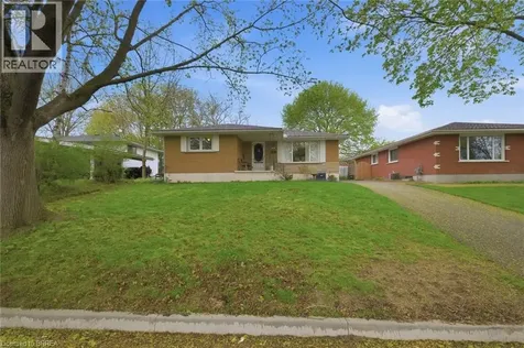 13 Mackay Avenue Simcoe ON N3Y 1C9