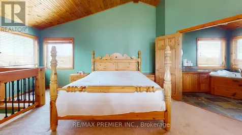 31 Paradise Boulevard Ramara ON L0K 1B0