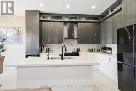 244 Ramblewood Drive Wasaga Beach ON L9Z 0L5