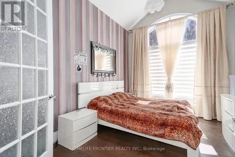 244 Ramblewood Drive Wasaga Beach ON L9Z 0L5
