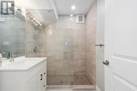 244 Ramblewood Drive Wasaga Beach ON L9Z 0L5