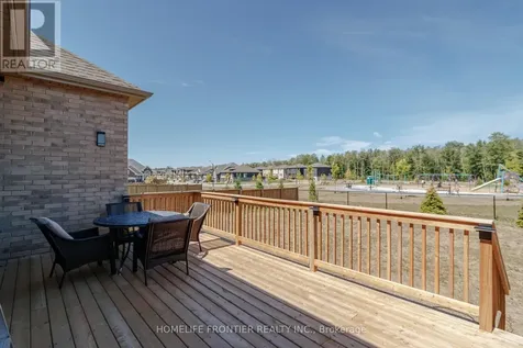 244 Ramblewood Drive Wasaga Beach ON L9Z 0L5