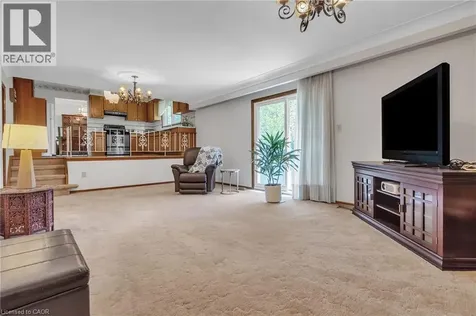 2344 Brinell Avenue Burlington ON L7R 3P5