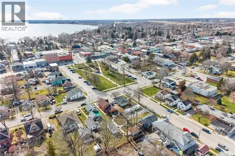 40 St Andrew Street Port Dover ON N0A 1N0