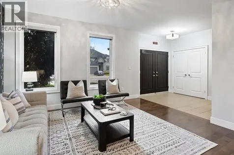 1335 Maple Lasalle ON N9J 0B3