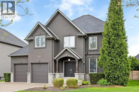 1335 Maple Lasalle ON N9J 0B3