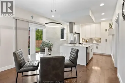 1335 Maple Lasalle ON N9J 0B3