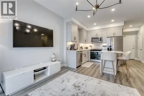 1740 Sprucewood Avenue Lasalle ON N8X 2X9