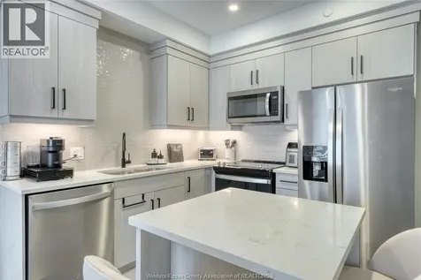 1740 Sprucewood Avenue Lasalle ON N8X 2X9