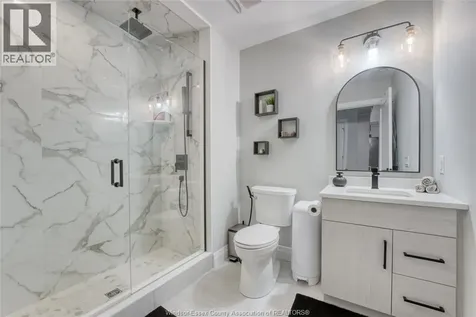 1740 Sprucewood Avenue Lasalle ON N8X 2X9