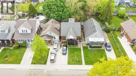 961 Curry Avenue Windsor ON N9B 2C4