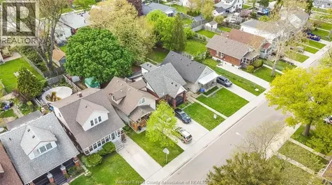 961 Curry Avenue Windsor ON N9B 2C4