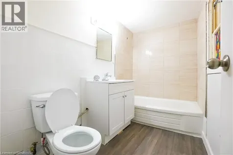 839 Mosley Street Wasaga Beach ON L9Z 2H5