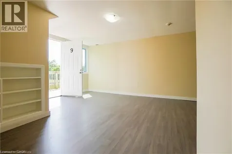 839 Mosley Street Wasaga Beach ON L9Z 2H5