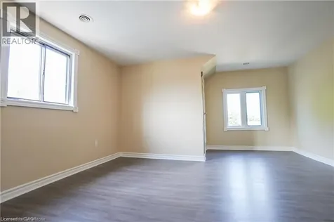 839 Mosley Street Wasaga Beach ON L9Z 2H5