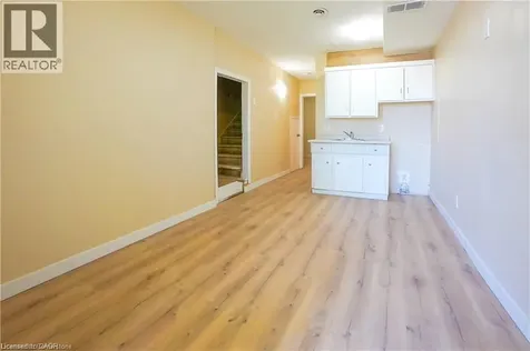 839 Mosley Street Wasaga Beach ON L9Z 2H5