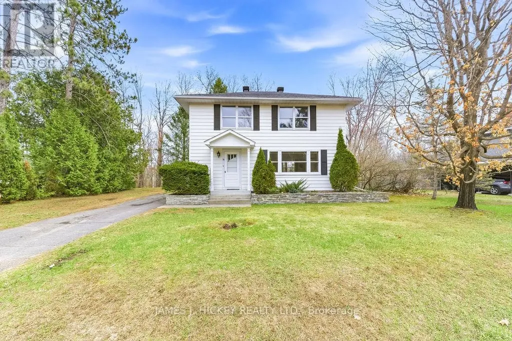 30 Laurier Avenue Deep River ON K0J 1P0