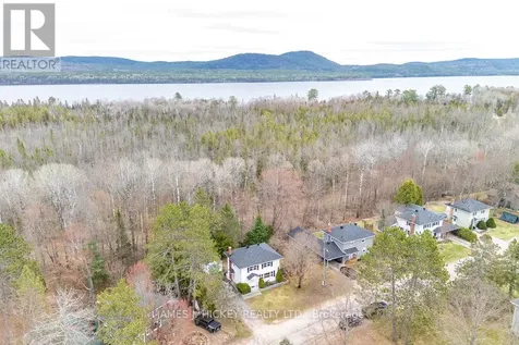 30 Laurier Avenue Deep River ON K0J 1P0