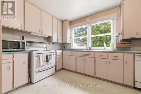 30 Laurier Avenue Deep River ON K0J 1P0