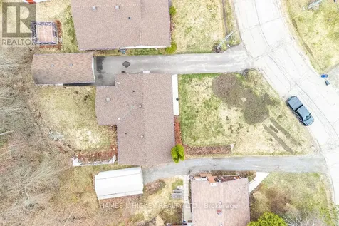 96 Glendale Avenue Deep River ON K0J 1P0