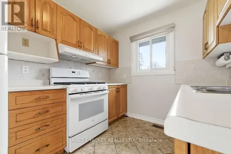 96 Glendale Avenue Deep River ON K0J 1P0