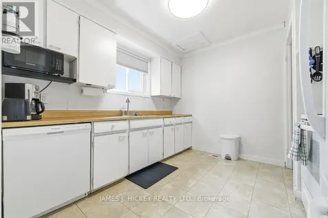 51 Frontenac Crescent Deep River ON K0J 1P0