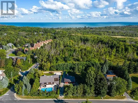 104 Ridgeview Drive Blue Mountains ON L9Y 3Z2