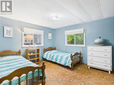 112 Huron Road Huron-kinloss ON N2Z 2X3