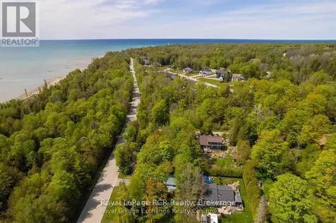 112 Huron Road Huron-kinloss ON N2Z 2X3